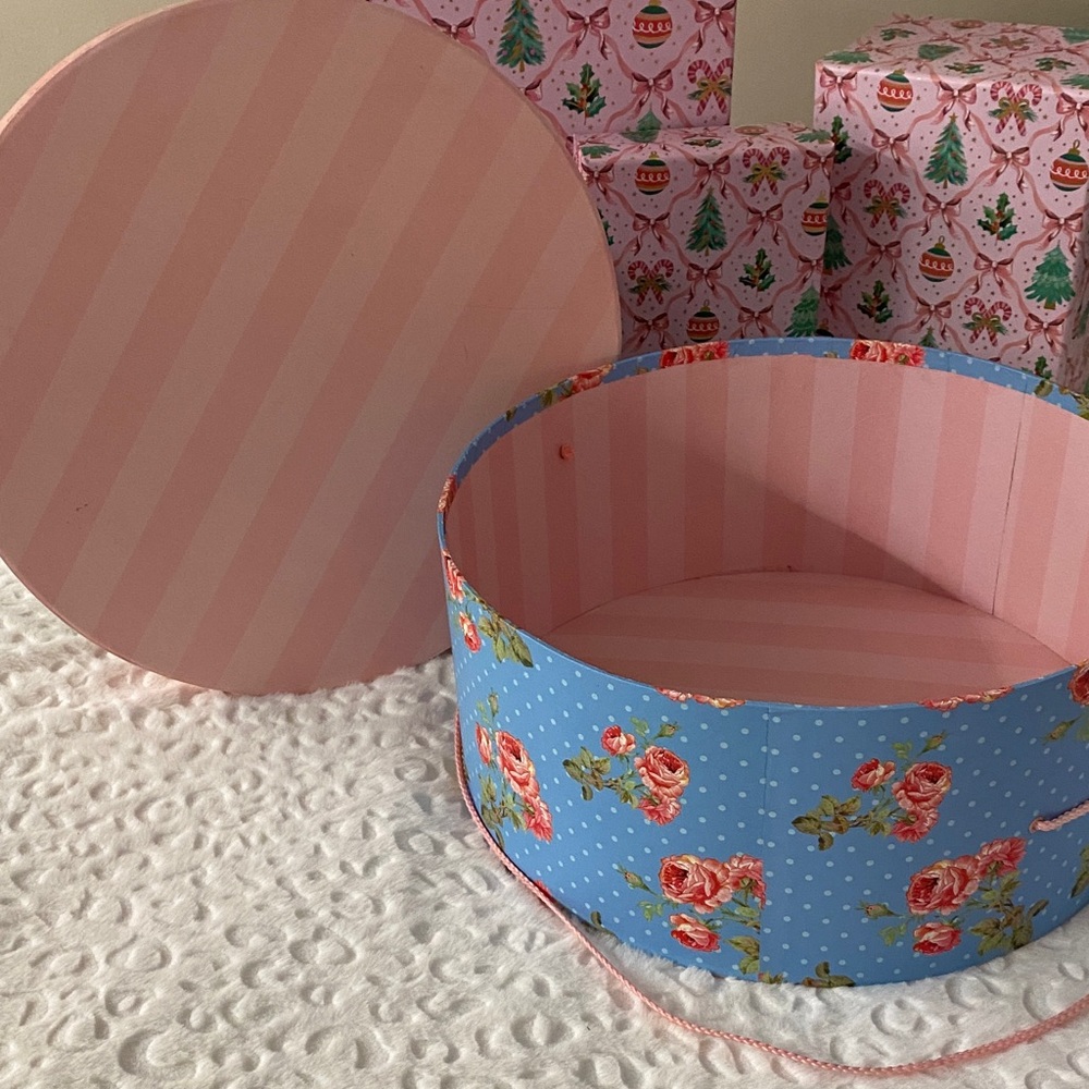 Floral Blue and Pink Storage hat Box